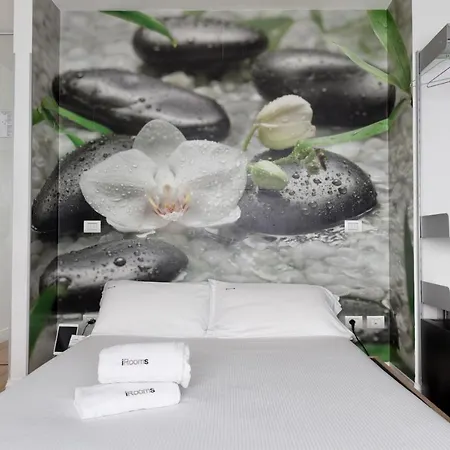 Colosseum Jacuzzi Suites Casa de hóspedes