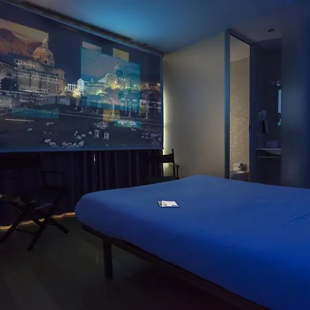 Colosseum Jacuzzi Suites *