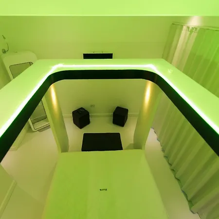 Casa de hóspedes Colosseum Jacuzzi Suites *